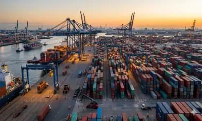 Drewry container index rises 12 percent as ocean freight pressure returns